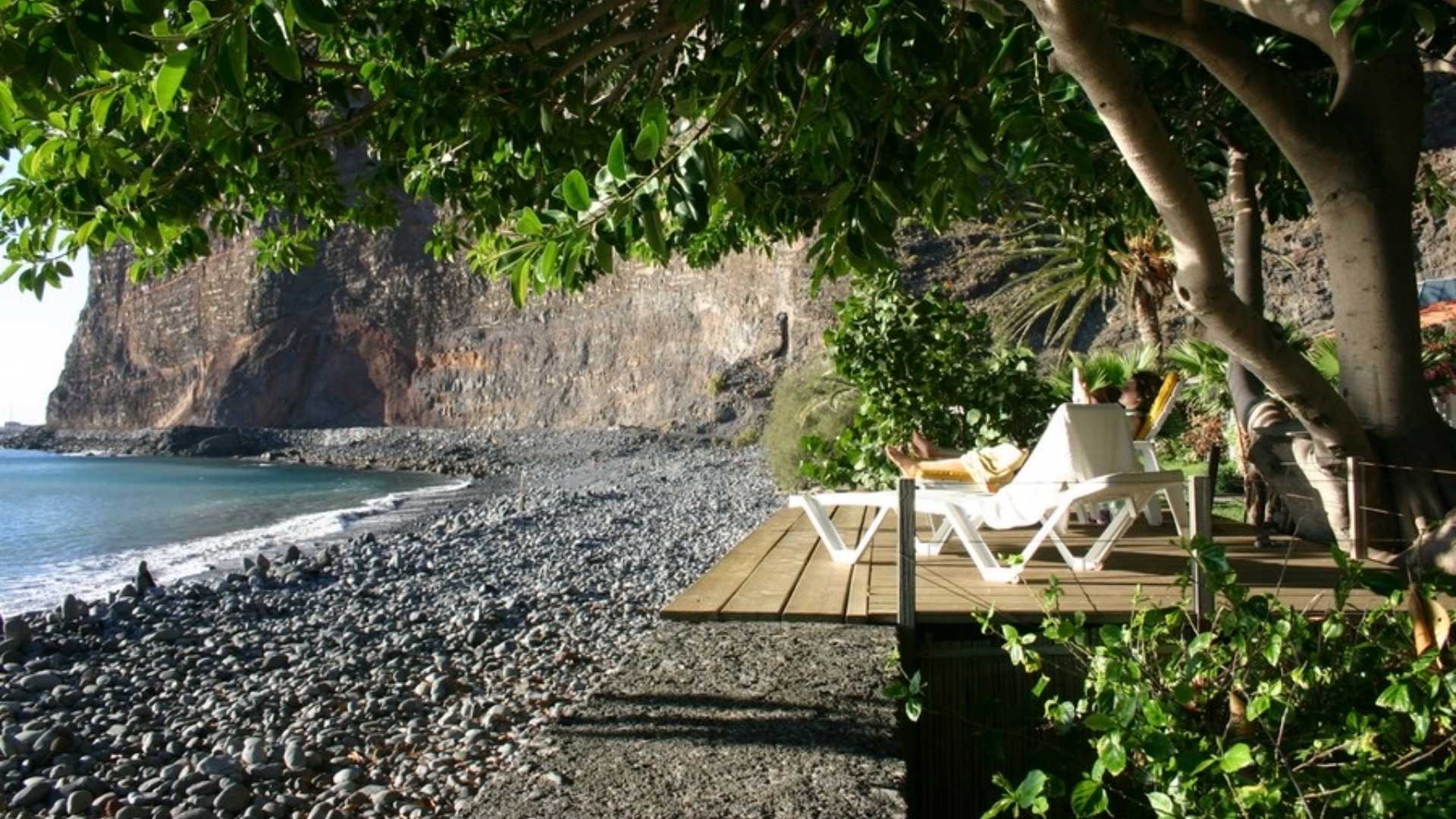 terrasse et plage de la communauté Argayall à valle gran rey de la gomera